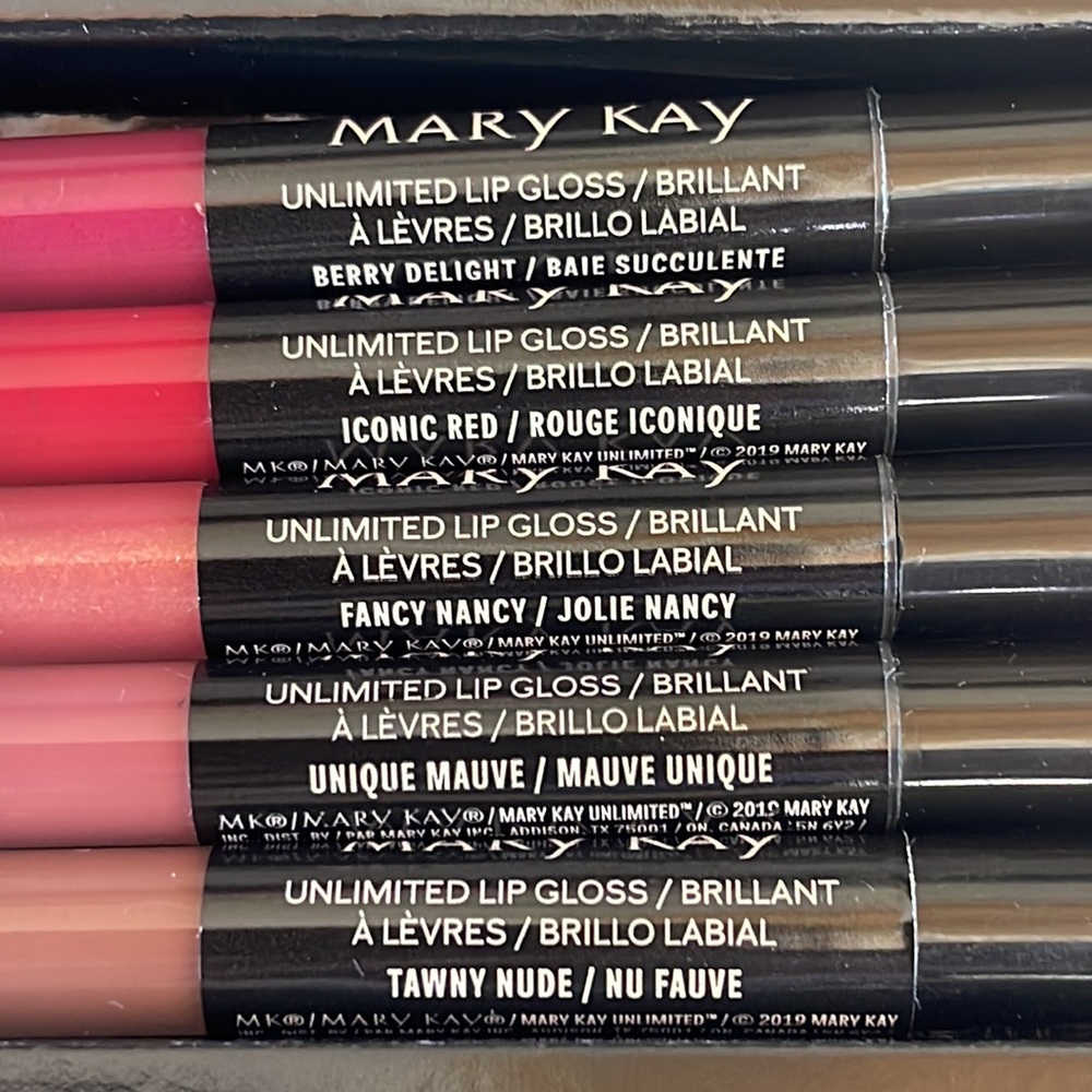 NEW 🫦Mary Kay Unlimited 👄5 Lipgloss Set💕HOST PICK💕 - Picture 4 of 5